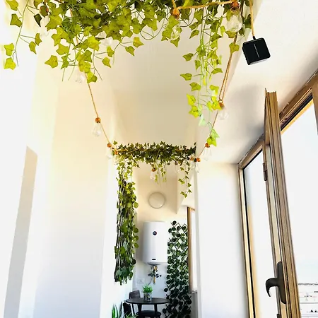 Sophisticated Sea View Flat Appartamento